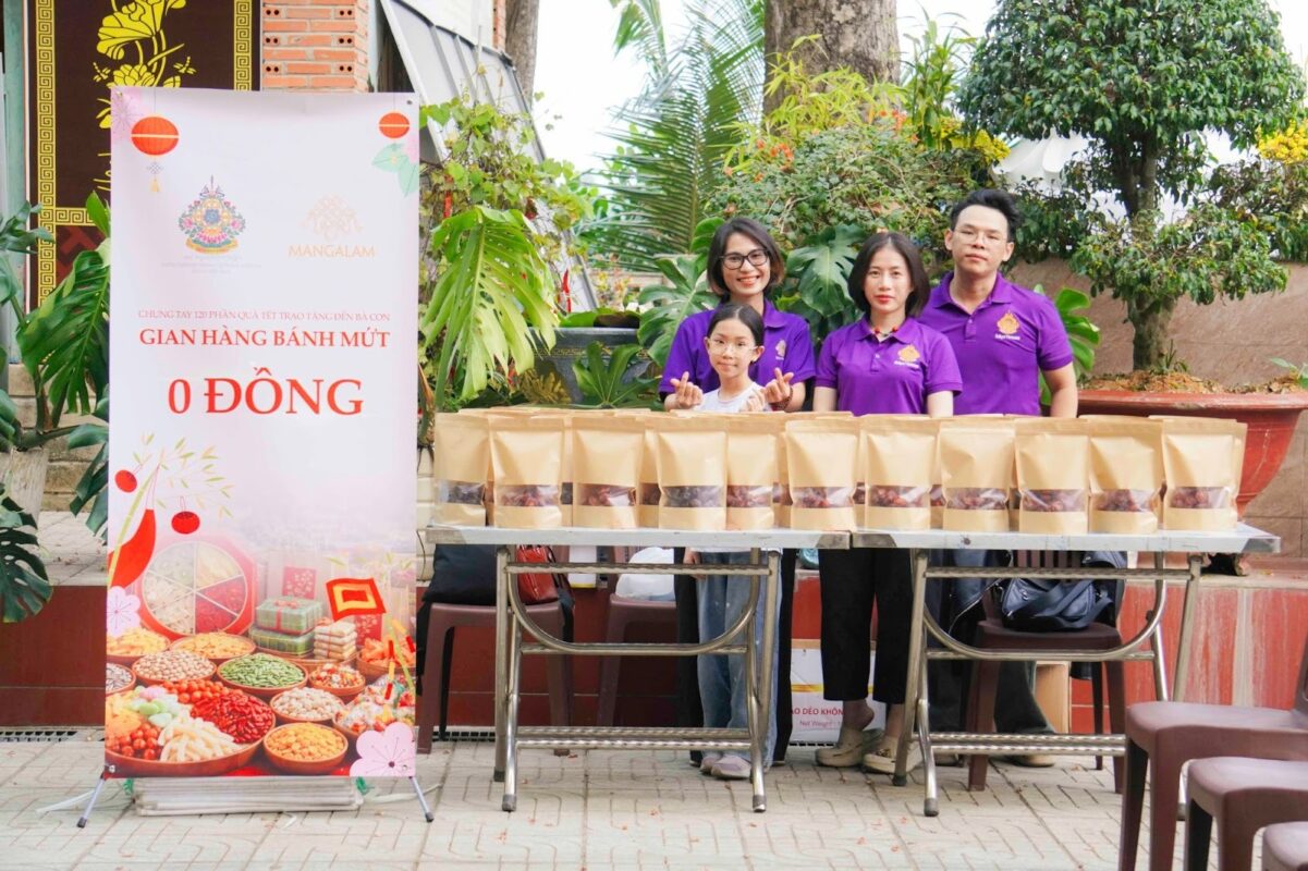 Mangalam cùng Sakya đồng hành thiện nguyện phiên chợ 0 đồng
